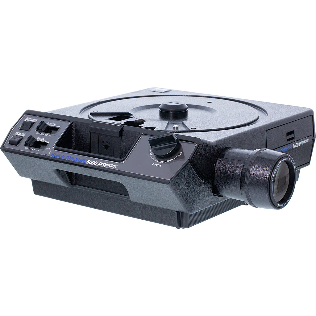 PROJECTEUR KODAK CAROUSEL S-AV 2030 avec mallette de Transport PROJECTEUR KODAK CAROUSEL S-AV 2030 avec mallette de Transport